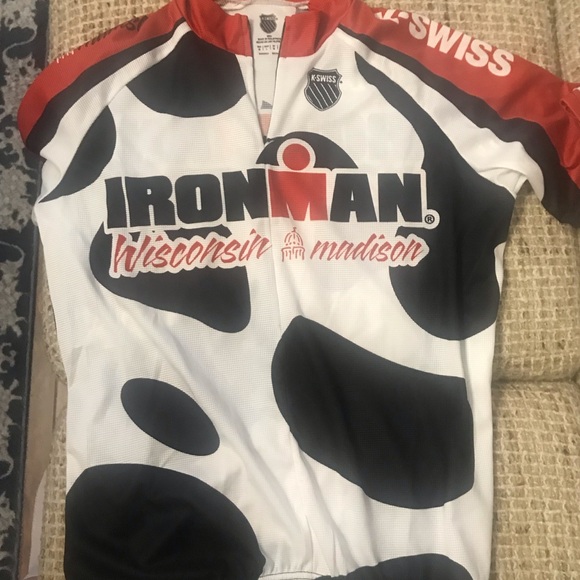 Ladies cycling Jerseys and outfits. - Picture 8 of 16